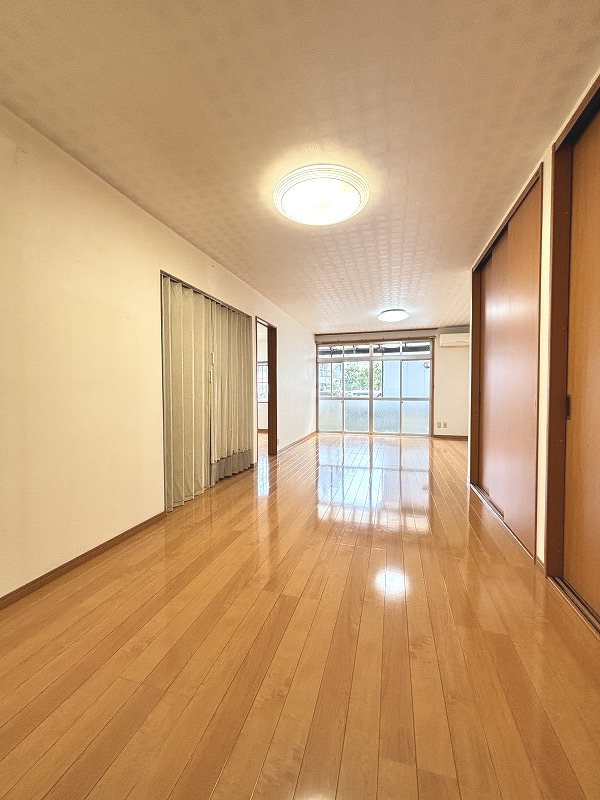 祇園一丁目戸建て リビング