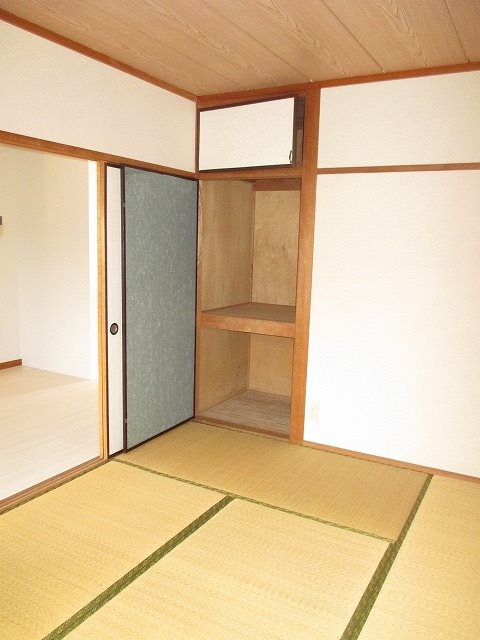 エクセレントハイツA棟 ベッドルーム