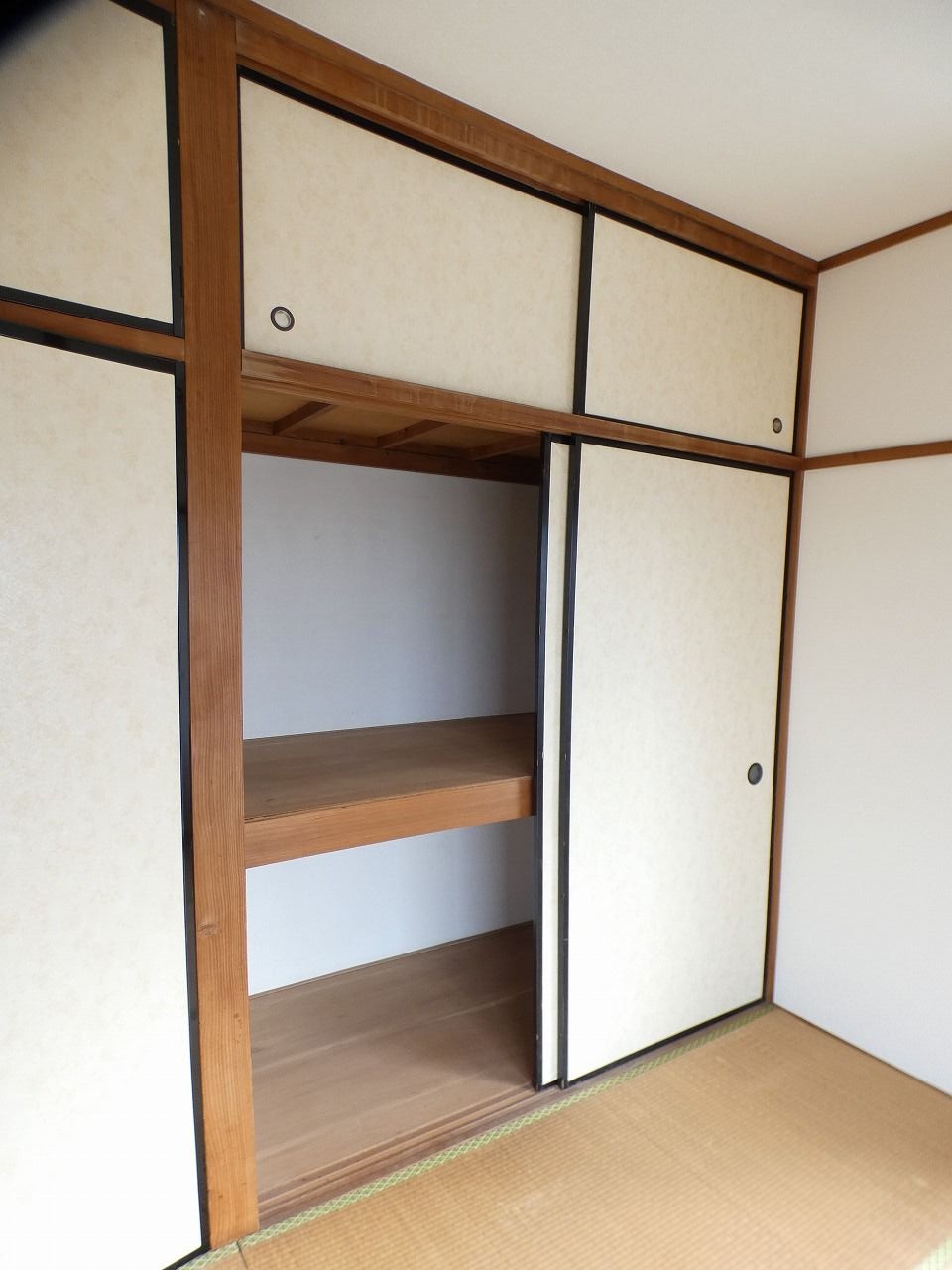 下田貸家 収納