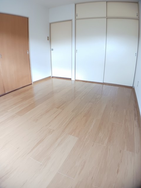 レピュートおんつかⅡ ベッドルーム