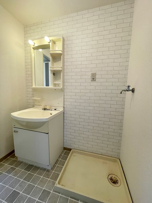 OMハイツ　C棟 洗面所