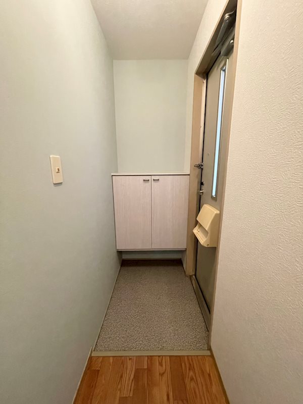 OMハイツ　B棟 玄関