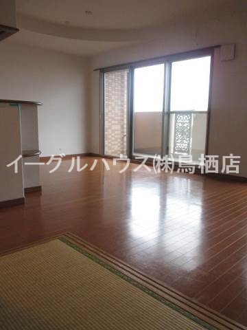 アソシア鳥栖ヴィンテージスクエア リビング