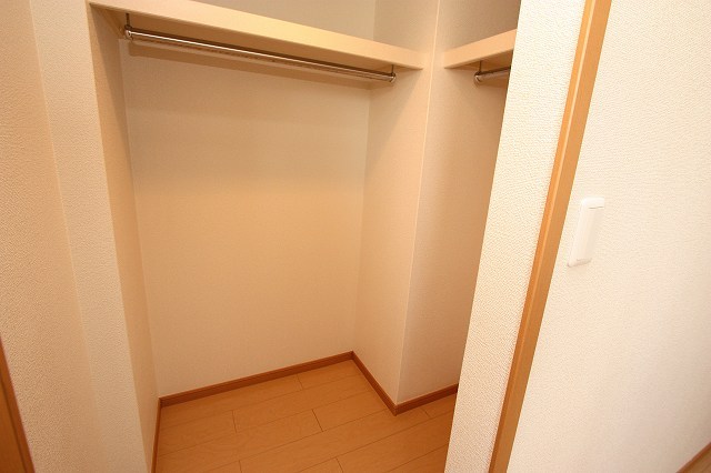 ジェネシスⅢ番館 収納