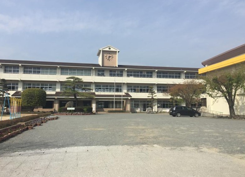 リバーサイド・コセⅡ 小学校