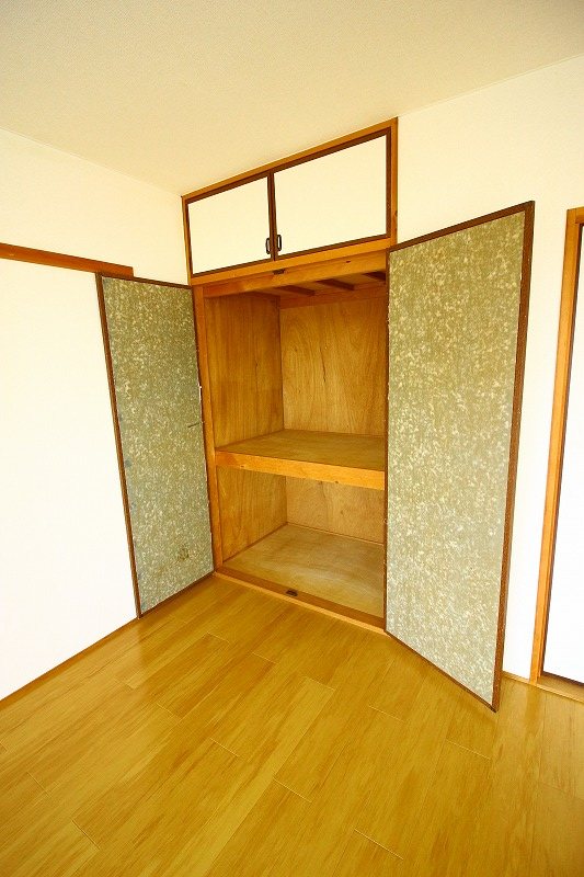 カトレアみすず 収納