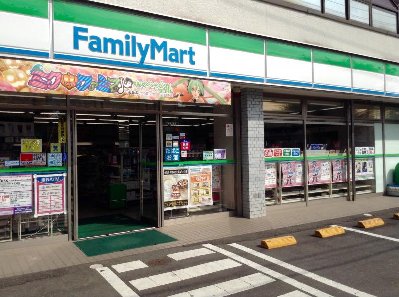 カトレアみすず コンビニ