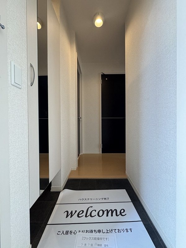Ｄ－ｒｏｏｍ　ＣＯＣＯ 玄関