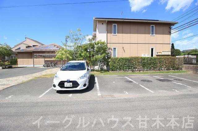 メゾン・ド・アンリミールＡ棟 駐車場