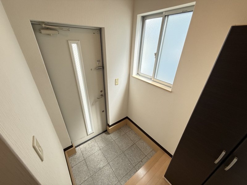 エルセレッソ弐番館 玄関