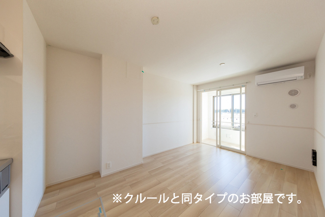 ミルキー　ウェイ　参番館 リビング
