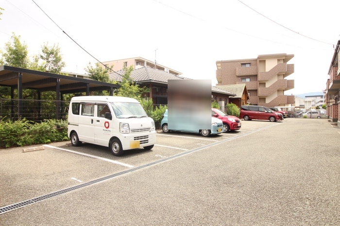 シーゲルＳｕｇｕ　A棟 駐車場