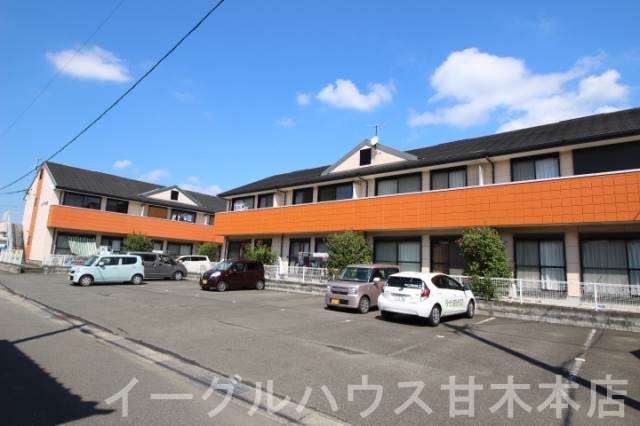 パレけやき弐番館 駐車場