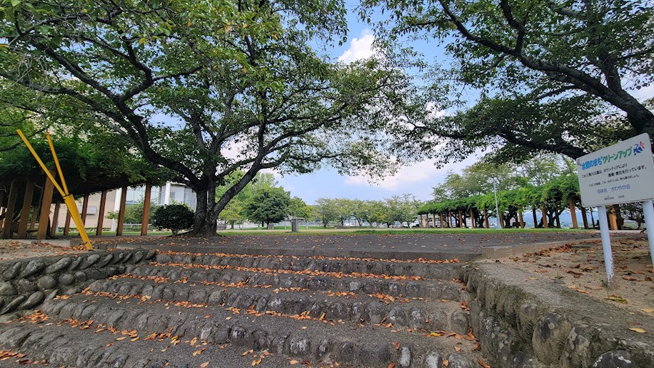 ソレアードヒルズA 公園