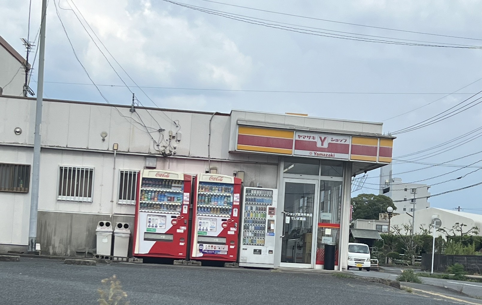 ジェネシスⅢ番館 コンビニ