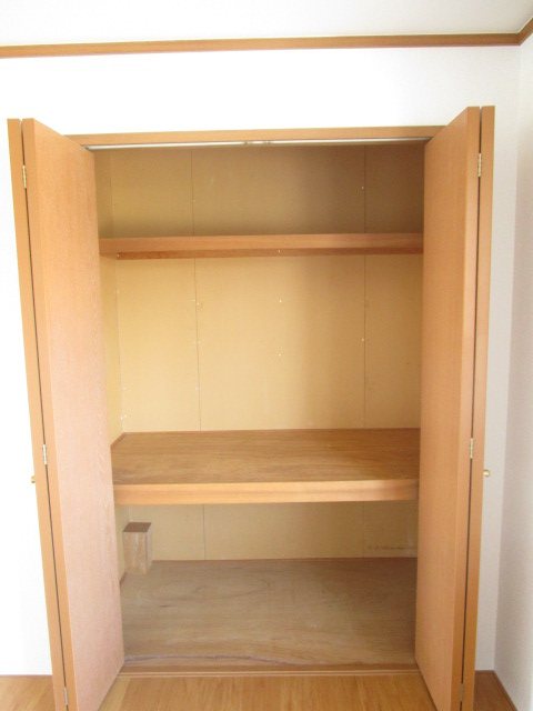 エクセレントパークＡ 収納