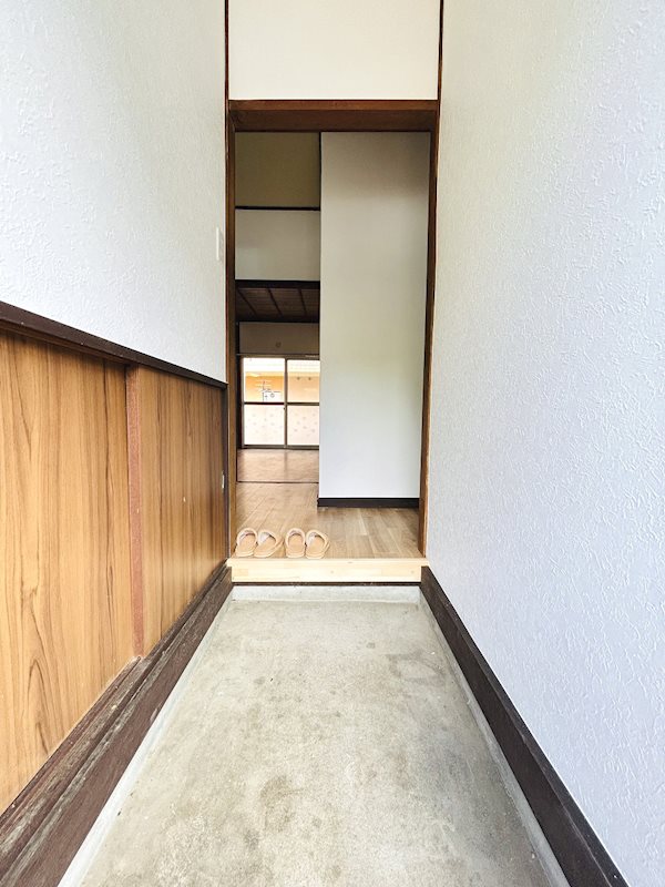 松石コーポ 玄関