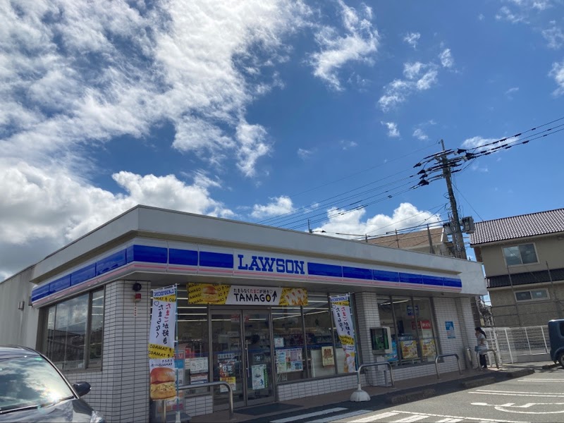 リバーサイド鎗田 コンビニ