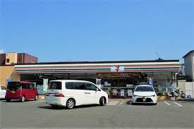 シャーメゾン　トレゾール コンビニ