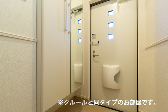 フォーリーフ　クローバーズ 玄関