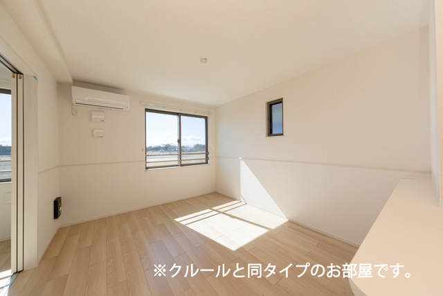 フォーリーフ　クローバーズ リビング