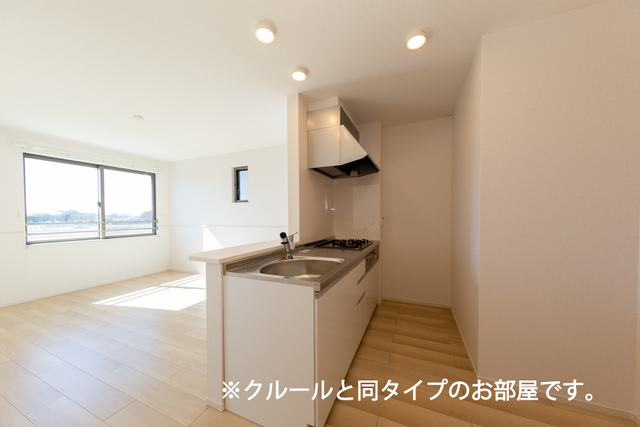 フォーリーフ　クローバーズ キッチン