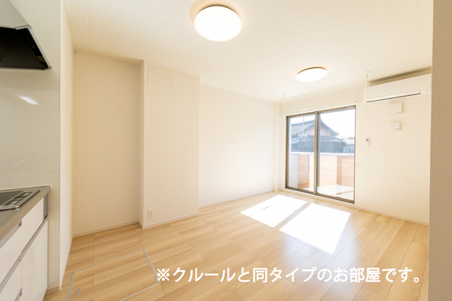 フォーリーフ　クローバーズ リビング