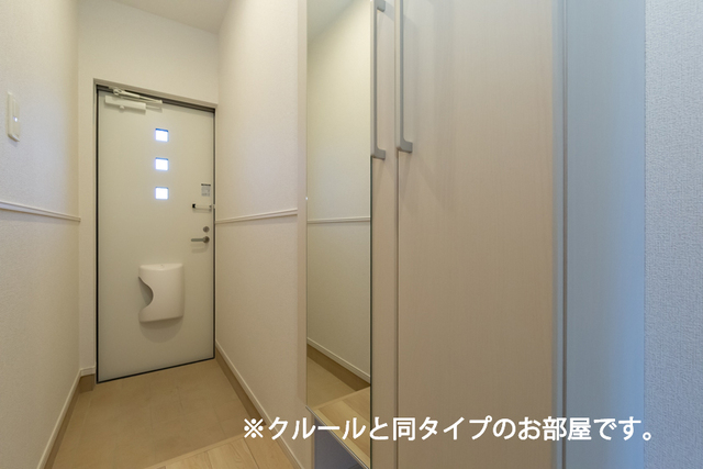 フォーリーフ　クローバーズ 玄関