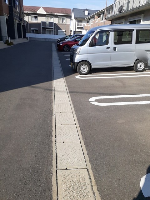 ベル　リアン　セカンドＡ 駐車場