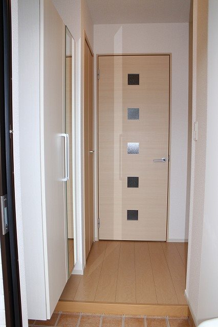 エトワールA 玄関