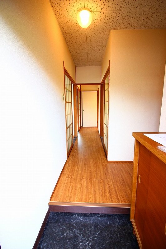 さつき荘 玄関