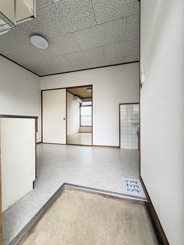 ちとせ荘 玄関