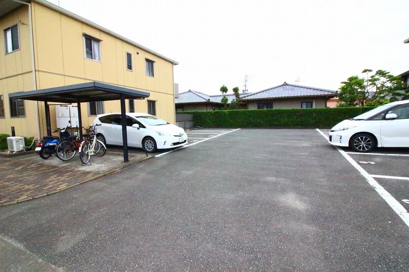 ディアコートＡ棟 駐車場