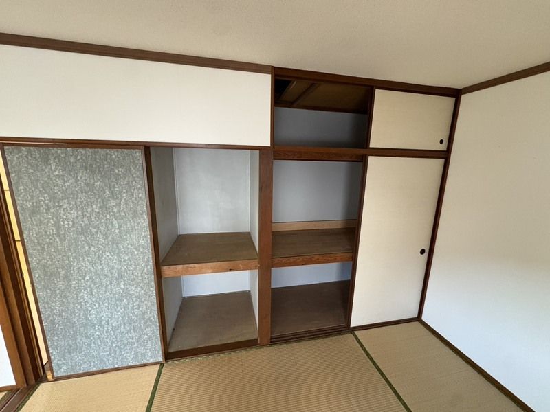 阿志岐田村アパート 収納