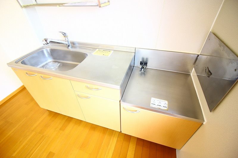 福岡県小郡市大崎800-5 キッチン