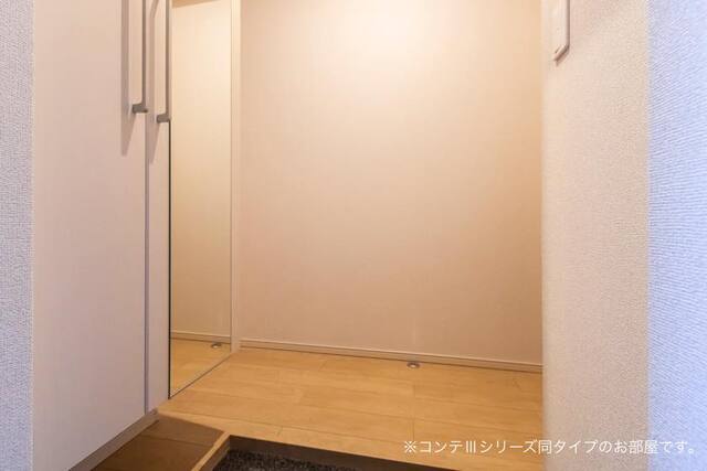 ウィンフィールド博多南 玄関