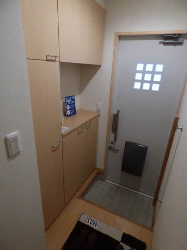 グランディール弐番館 玄関