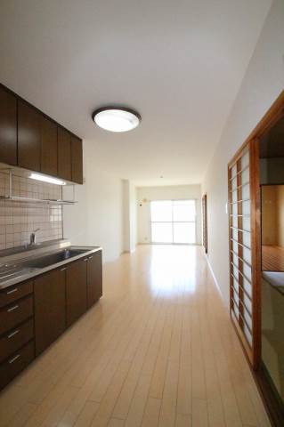 ラ・コートＹＴ リビング