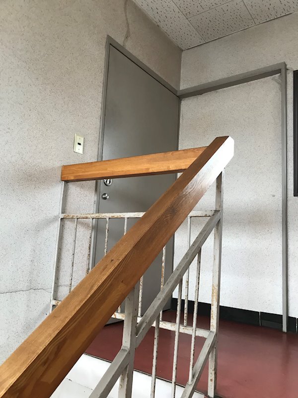 水戸市千波町テナント 玄関