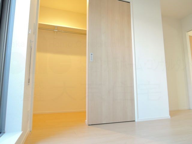 大阪府八尾市北本町１丁目2-18 収納