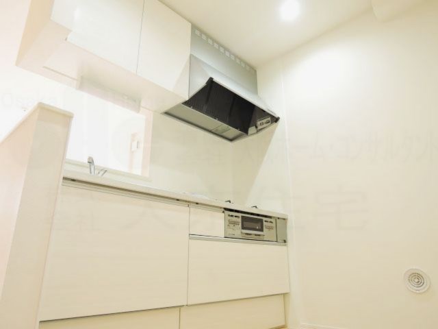 大阪府八尾市北本町１丁目2-18 キッチン