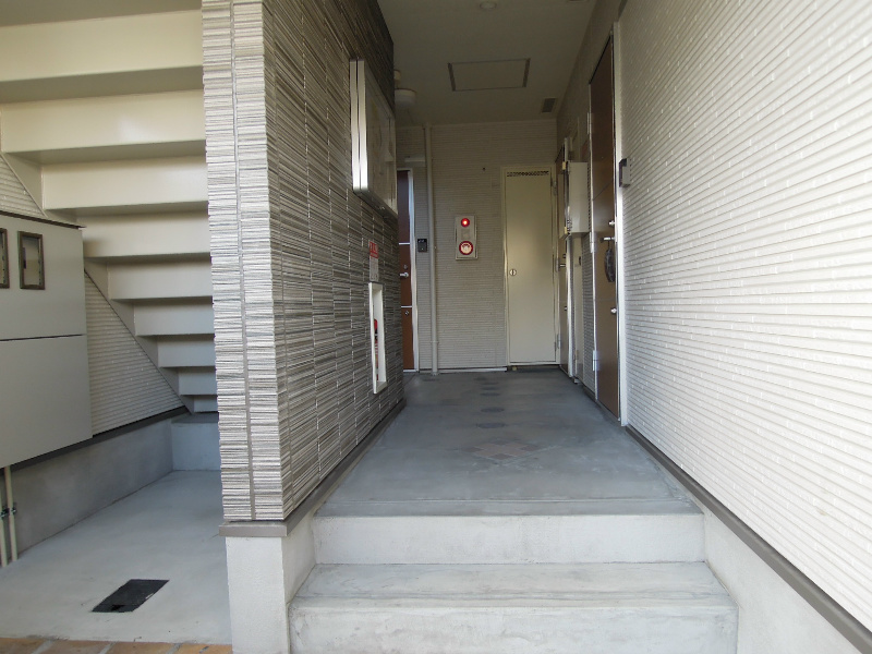 フジパレス　クレアトゥール正覚寺　Ⅱ番館 エントランス