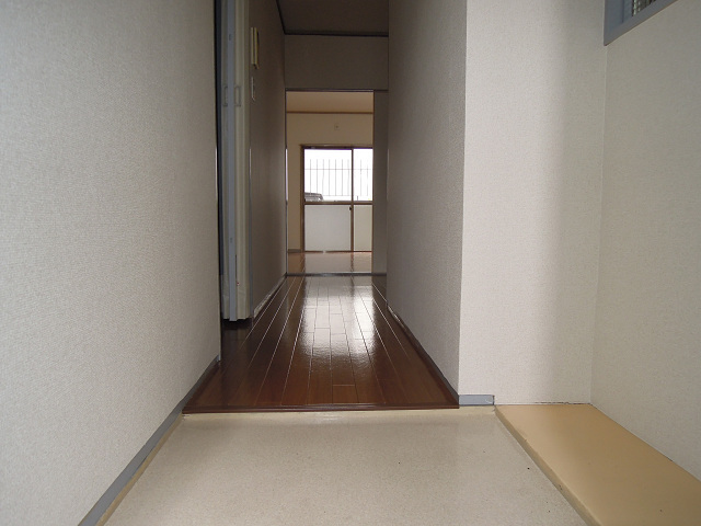 ビートル山本北 玄関