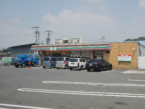 エスポワールB コンビニ