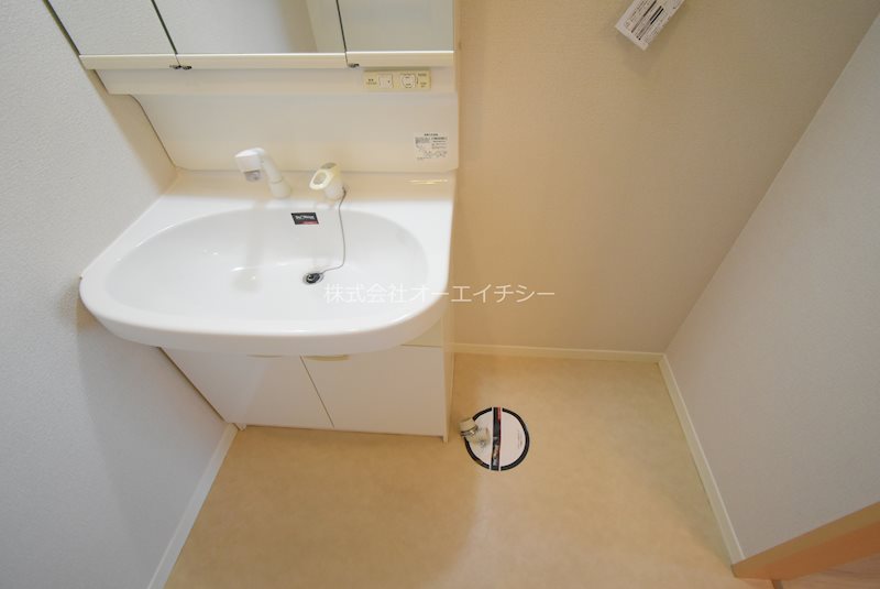 シャーメゾン小阪本町 洗面所