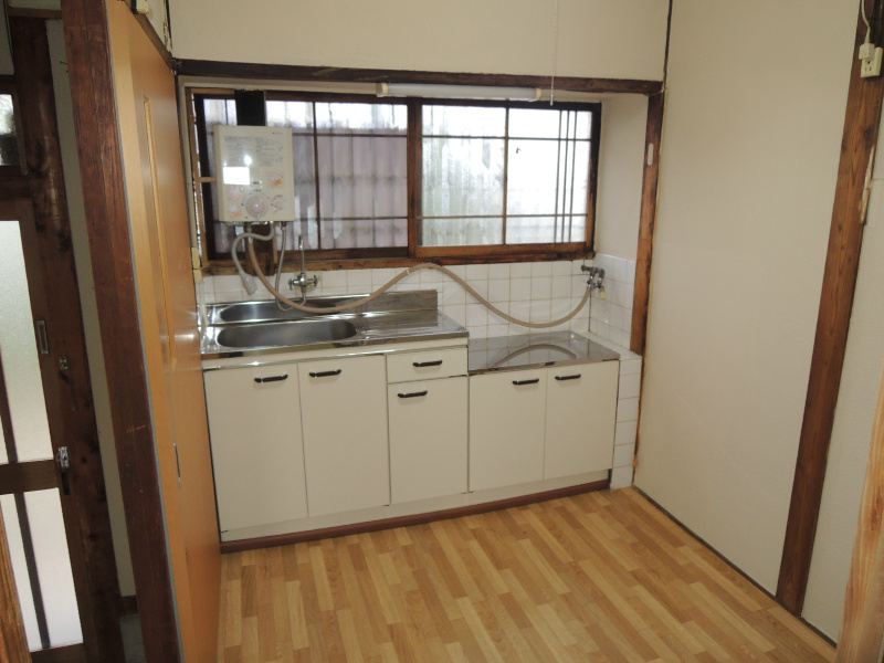小阪合町３丁目平屋  リビング