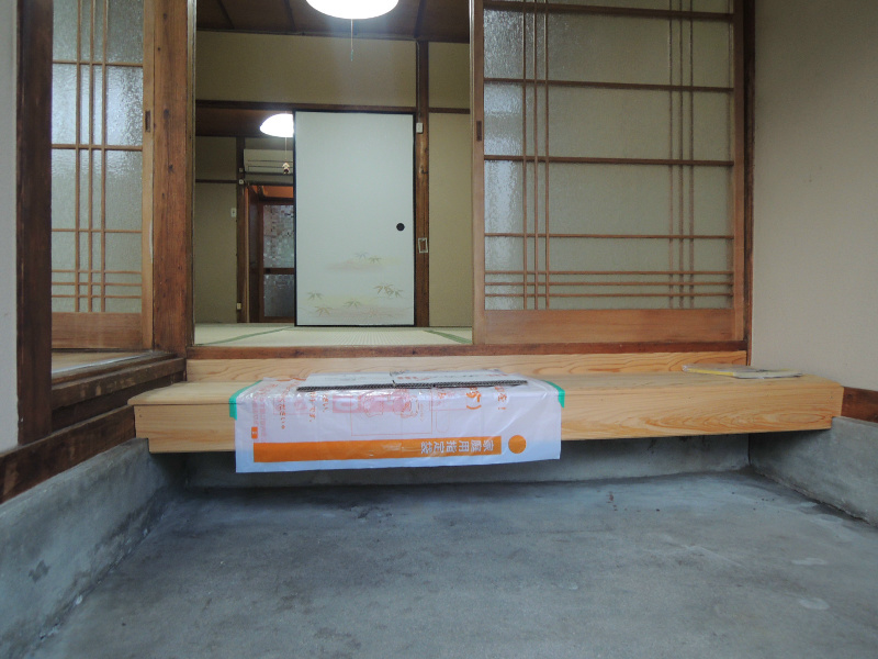 小阪合町３丁目平屋  玄関