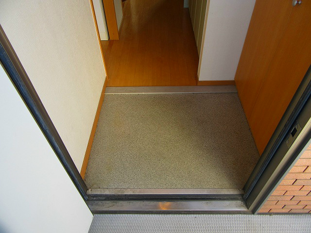 アリエッタ西堤 玄関