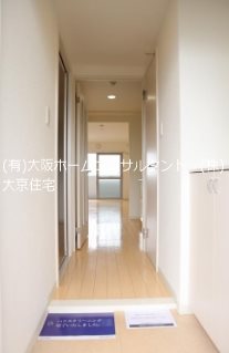 ユンヌファシリテ 玄関