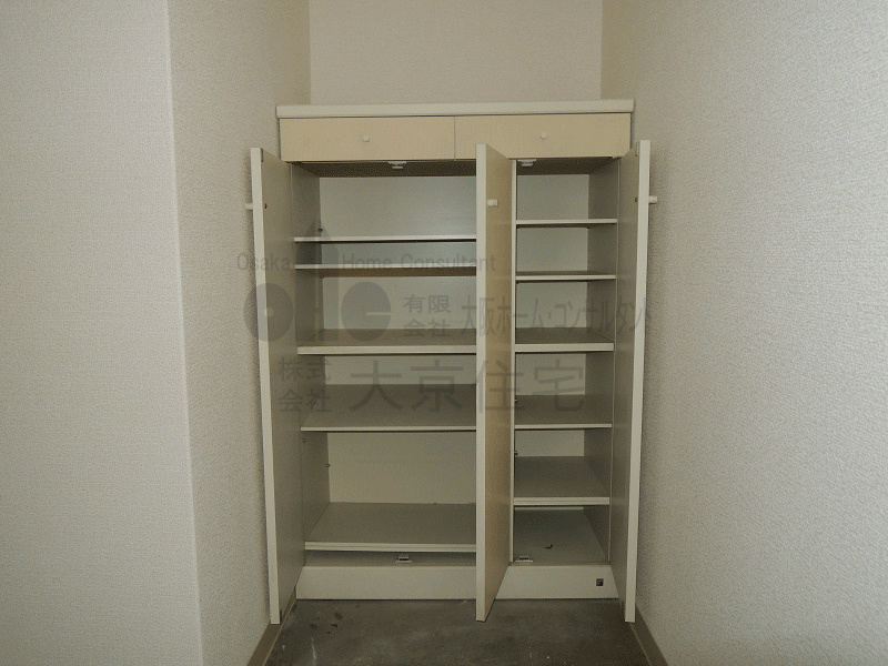 コーポ上之島 収納